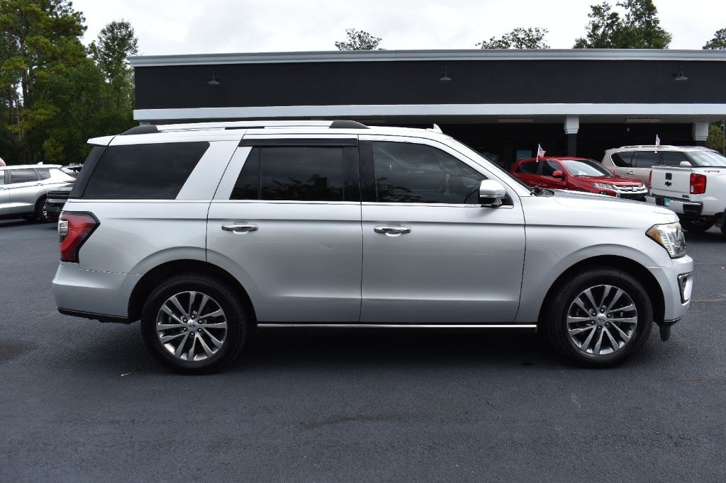 Ford Expedition photo 4