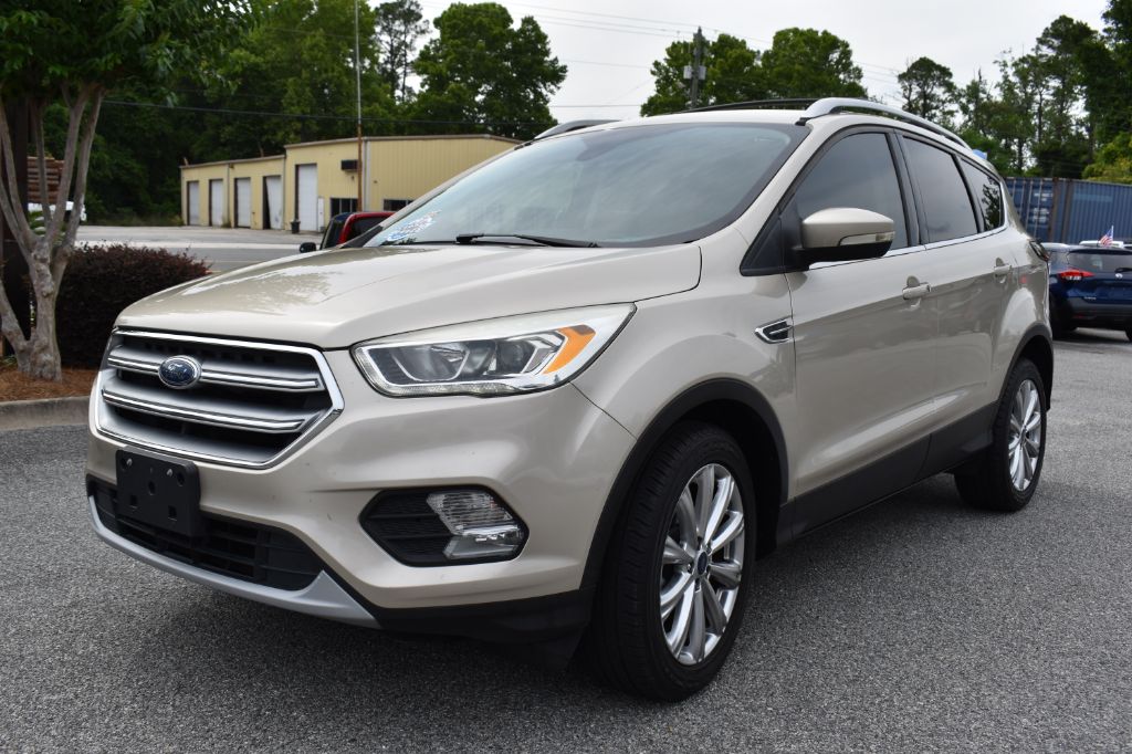2017 Ford Escape Titanium's photo
