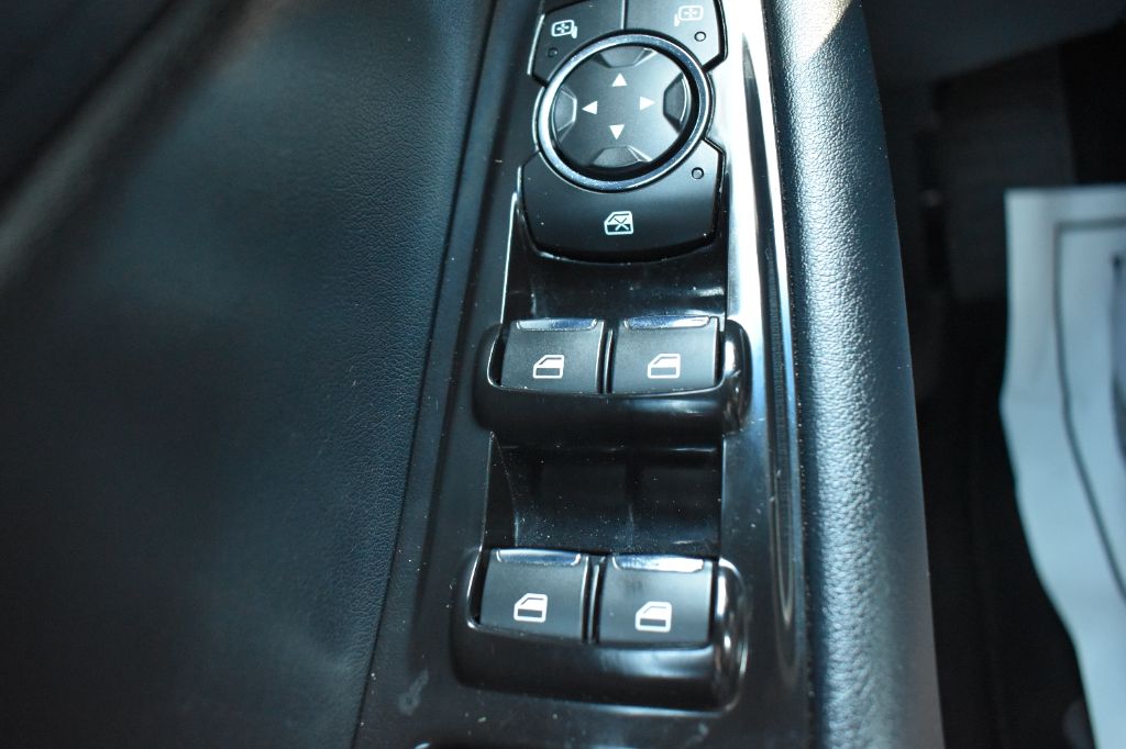 Ford Edge photo 13
