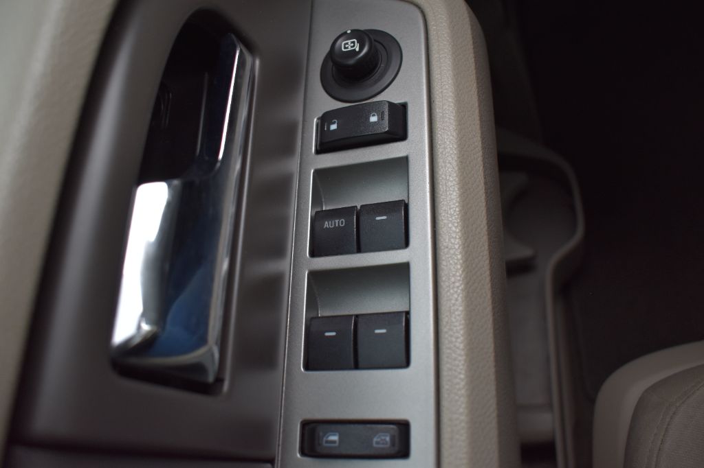 Ford Expedition EL photo 15