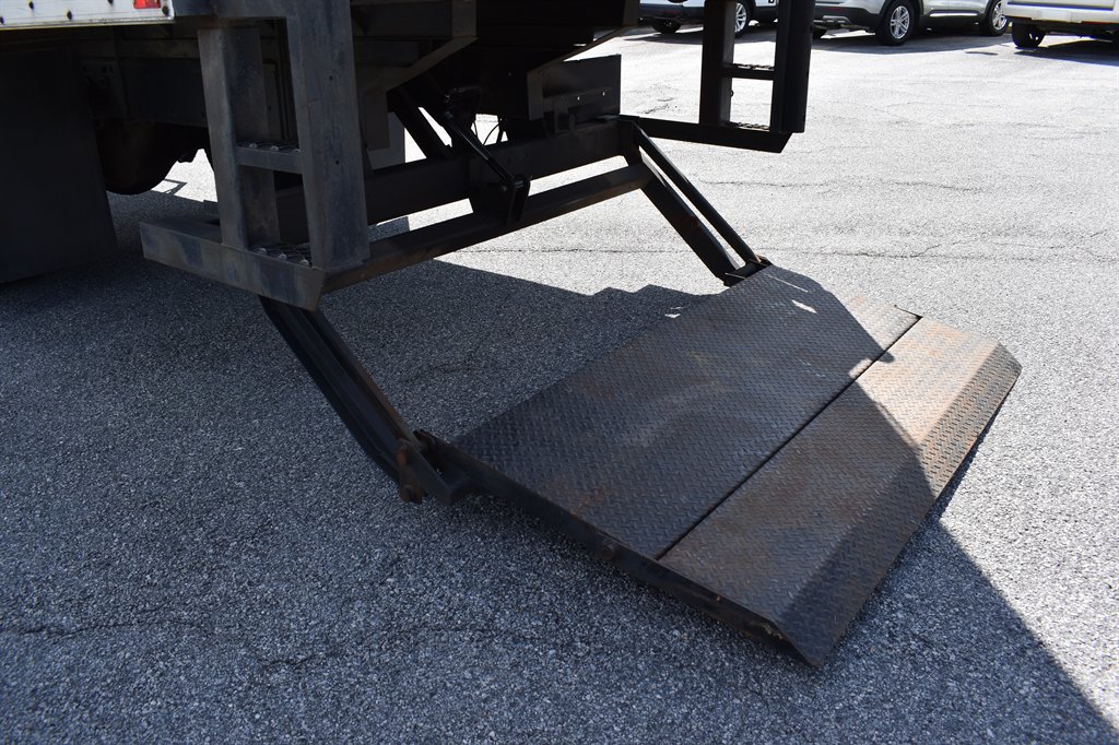 Freightliner M2 photo 12