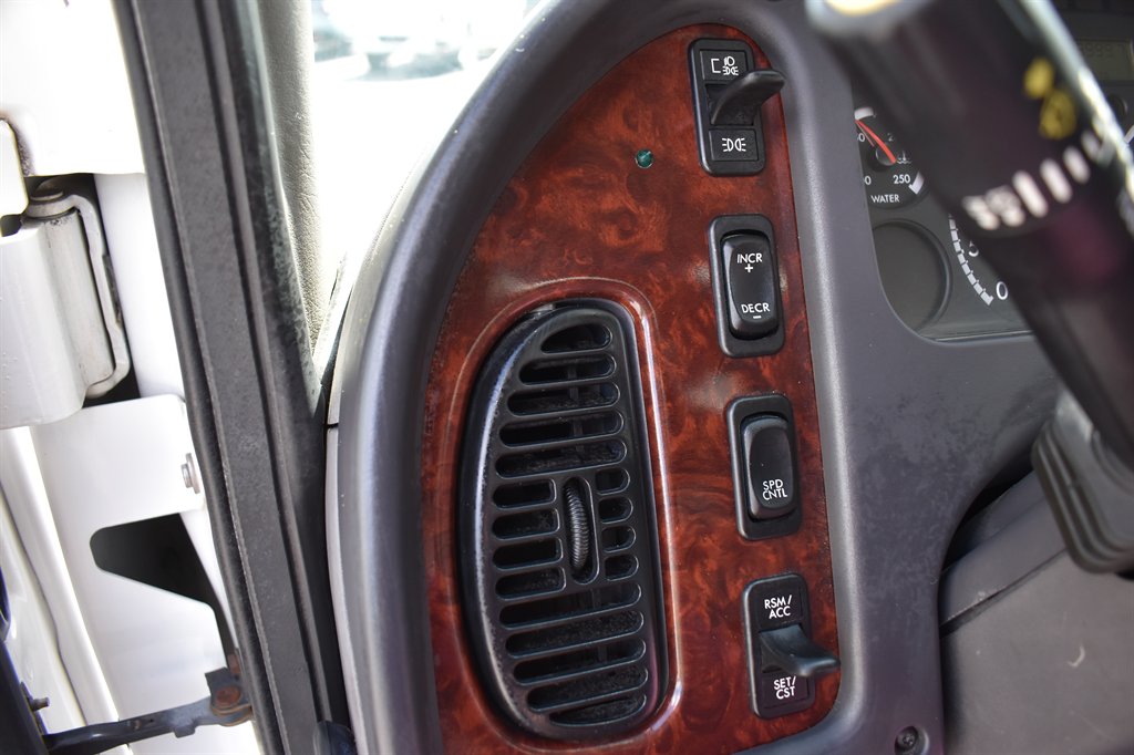 Freightliner M2 photo 20