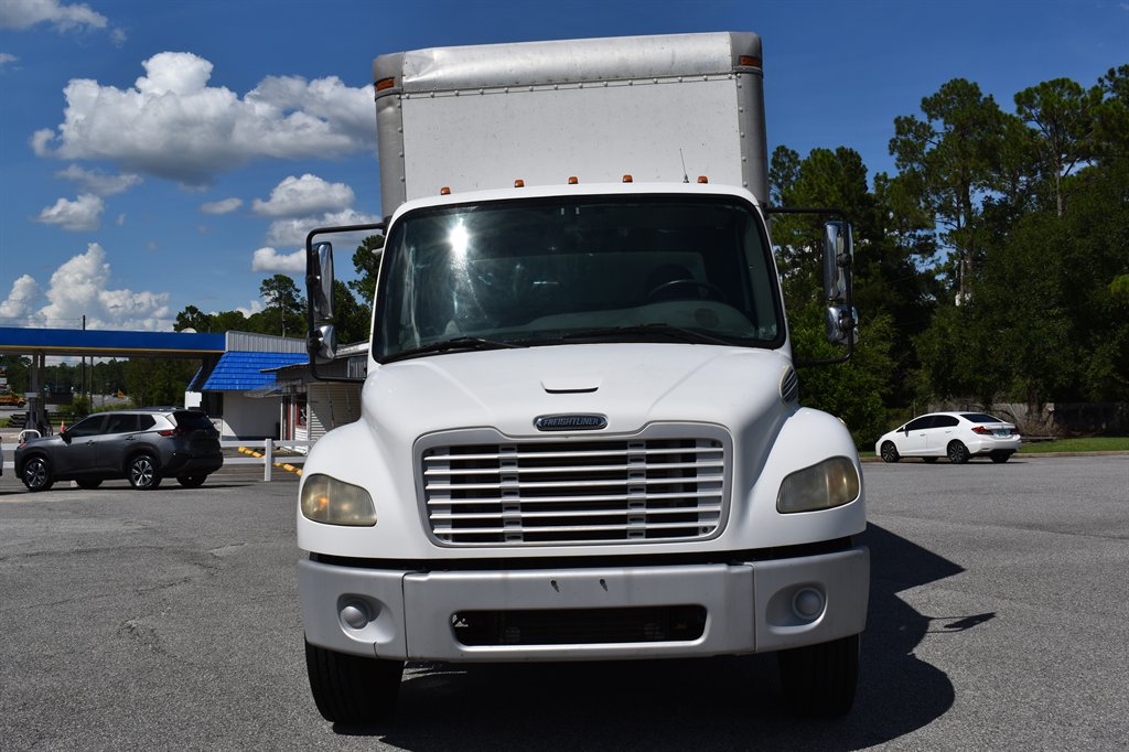 Freightliner M2 photo 2